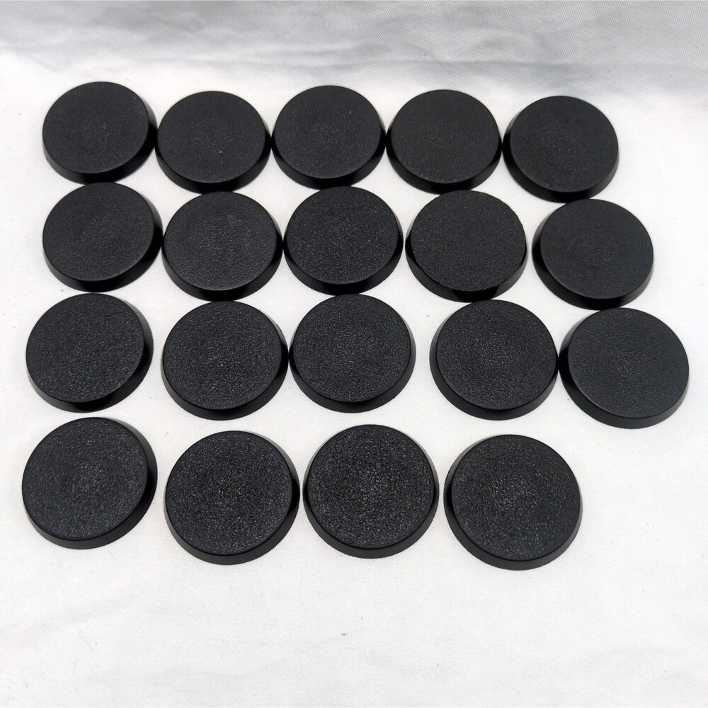 (19) 2013 Games Workshop 32mm Round Miniature Bases